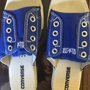 RARE!  NEW Converse Cutaway Slip-on Slides Size Women’s 6 or 7 Dazzling Blue